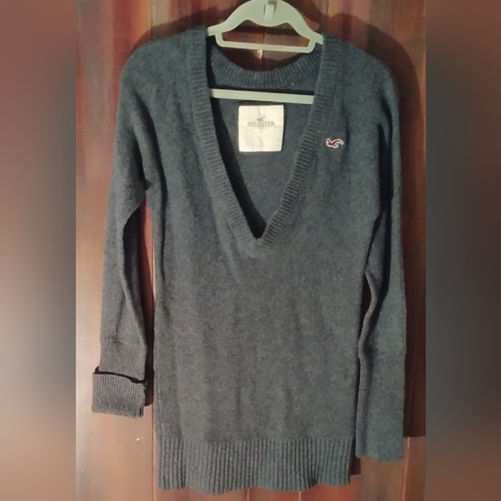 Hollister Sweater